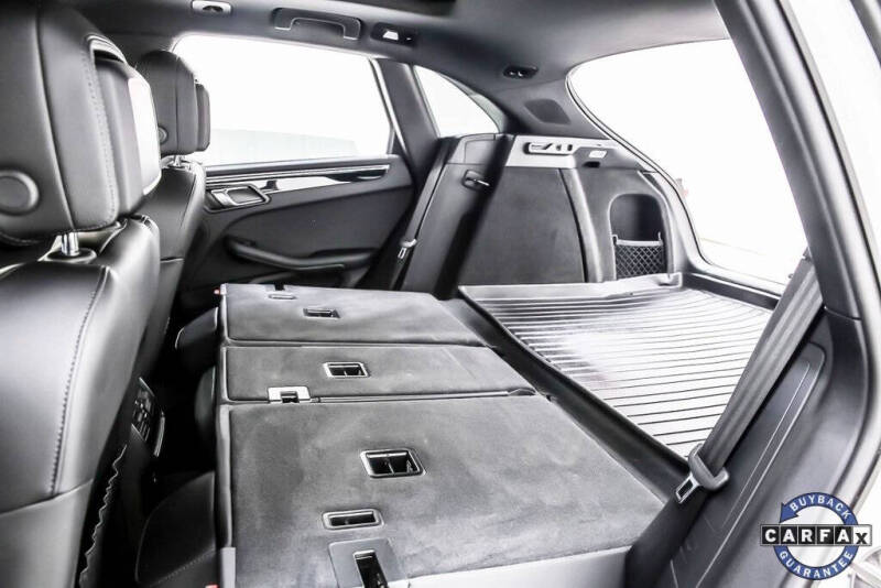 2021 Porsche Macan S