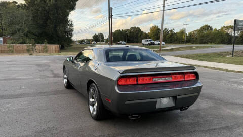 2012 Dodge Challenger R/T Plus