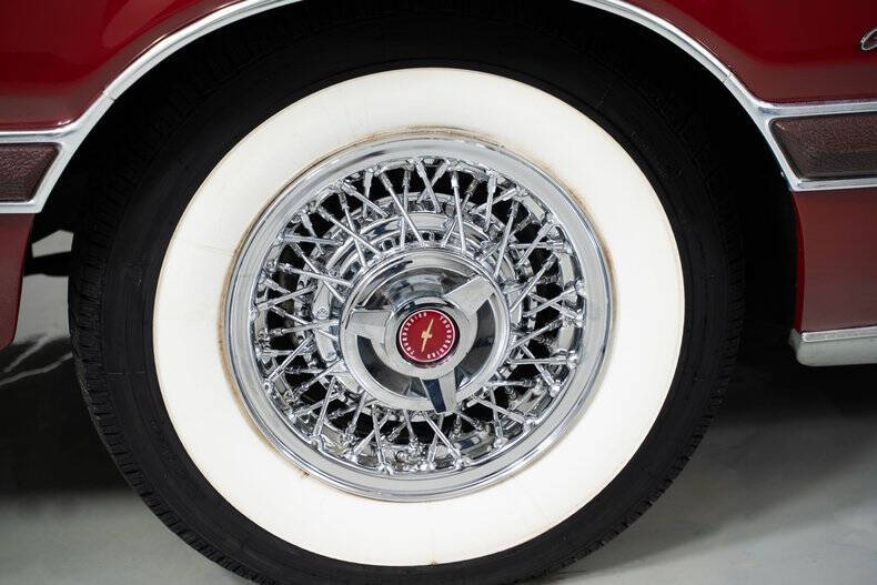 1975 Ford Thunderbird