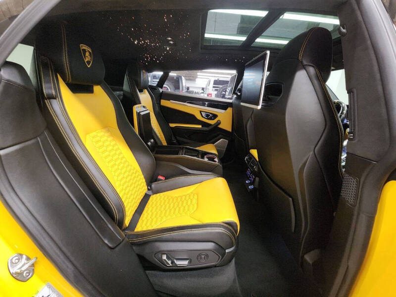 2019 Lamborghini Urus