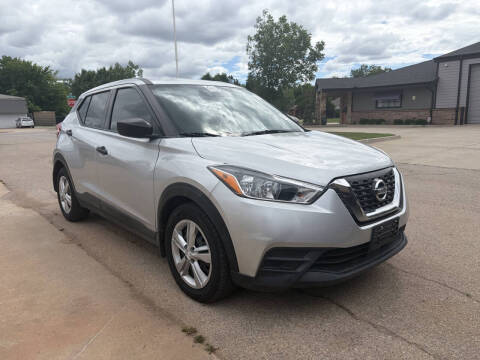 2020 Nissan Kicks S