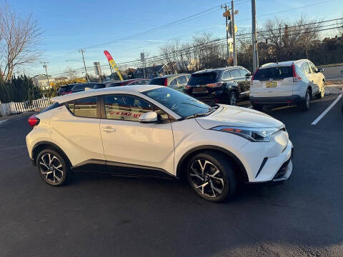 2018 Toyota C-HR XLE Premium