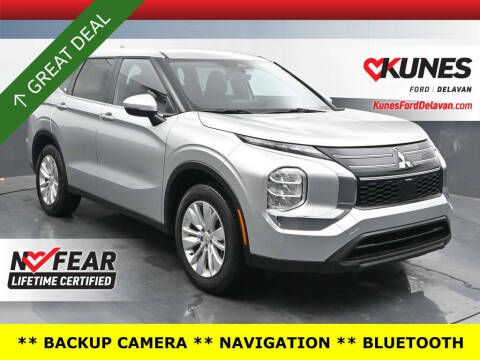 2025 Mitsubishi Outlander ES