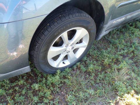 2013 Subaru Outback 2.5i Premium