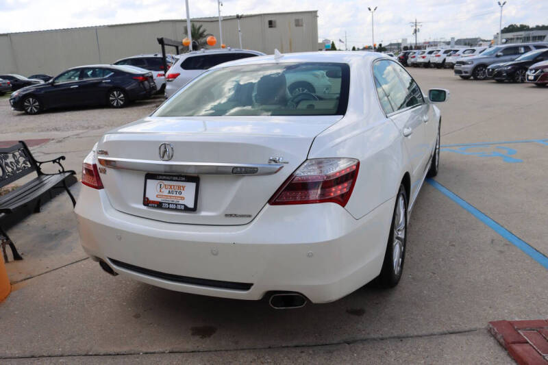 2012 Acura RL