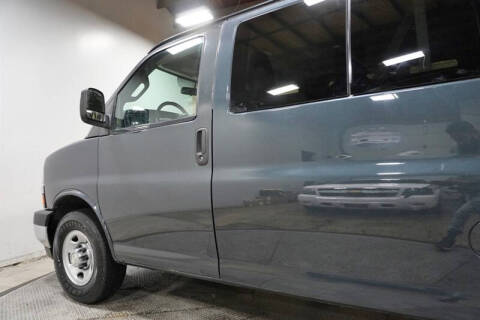 2017 Chevrolet Express LT 3500