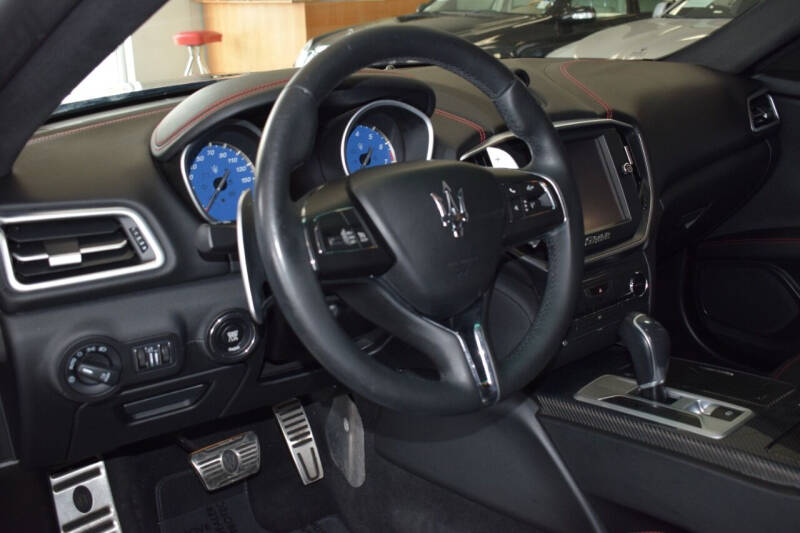 2016 Maserati Ghibli S