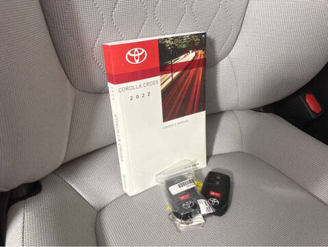 2022 Toyota Corolla Cross LE