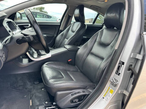 2014 Volvo S60 T5 Premier Plus