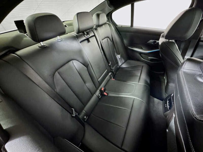 2023 BMW 3 Series 330i xDrive