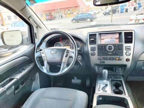 2014 Nissan Armada