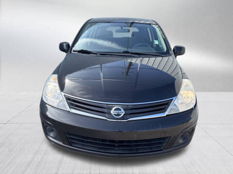 2011 Nissan Versa 1.8 S