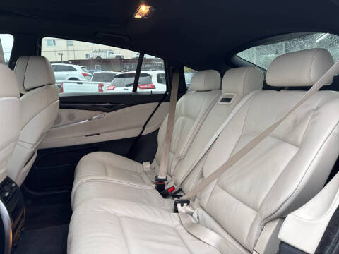 2012 BMW 5 Series 535i Gran Turismo