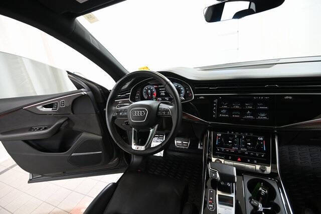 2022 Audi SQ8 4.0T quattro Prestige