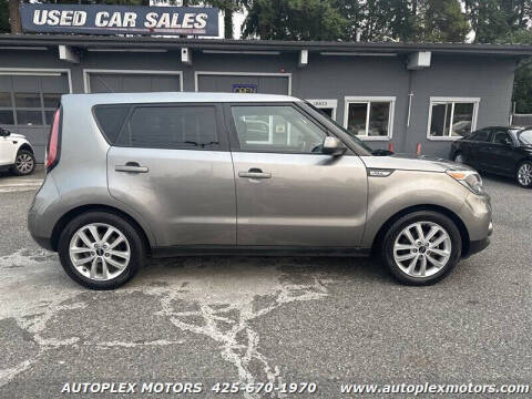 2017 Kia Soul +