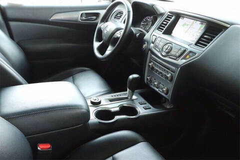 2019 Nissan Pathfinder SL