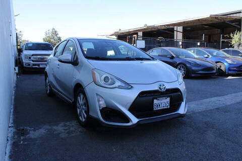 2017 Toyota Prius c One