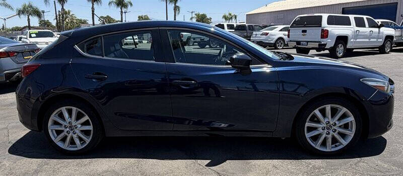 2017 Mazda MAZDA3 Touring 2.5
