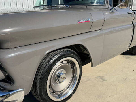 1961 Chevrolet Apache