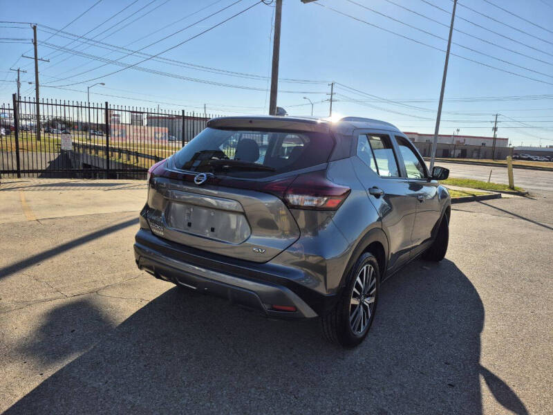2021 Nissan Kicks SV