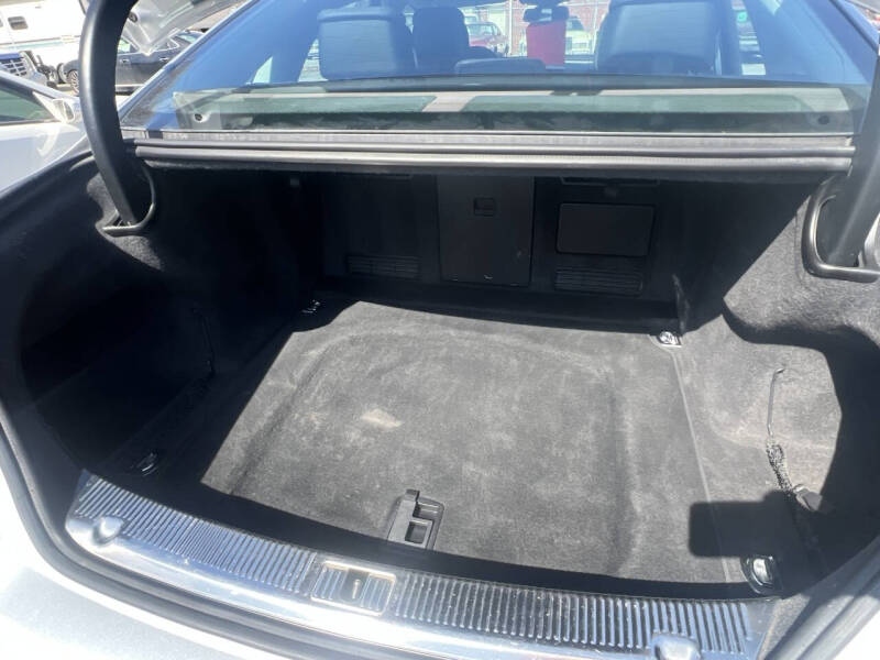 2012 Audi A8 quattro