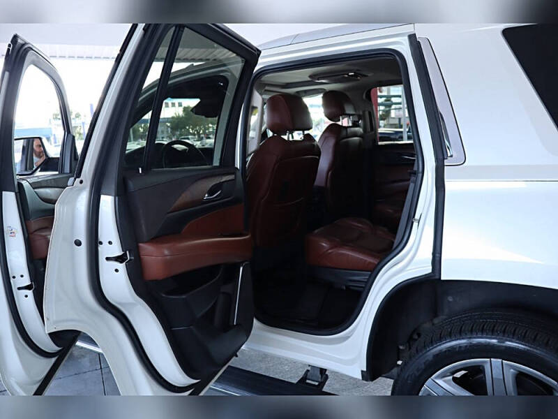 2015 Cadillac Escalade Premium