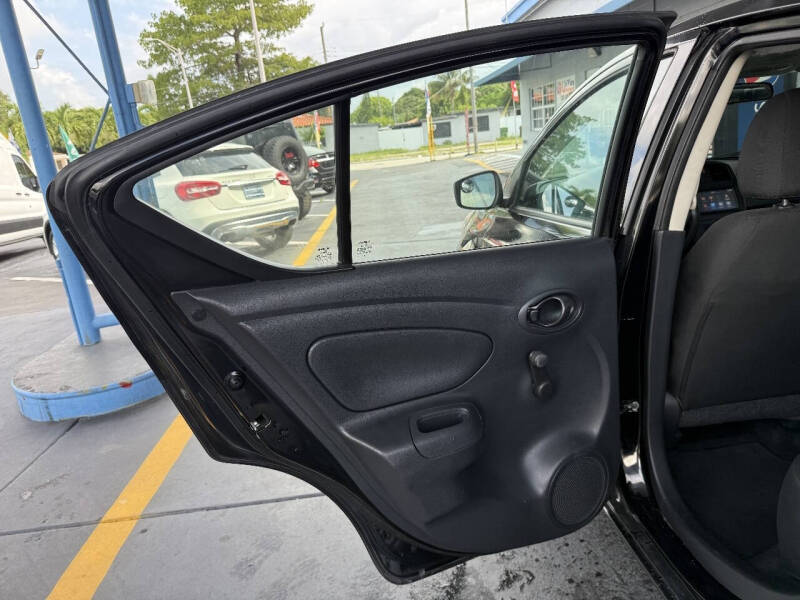 2019 Nissan Versa S