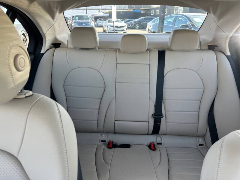 2015 Mercedes-Benz C-Class C 300