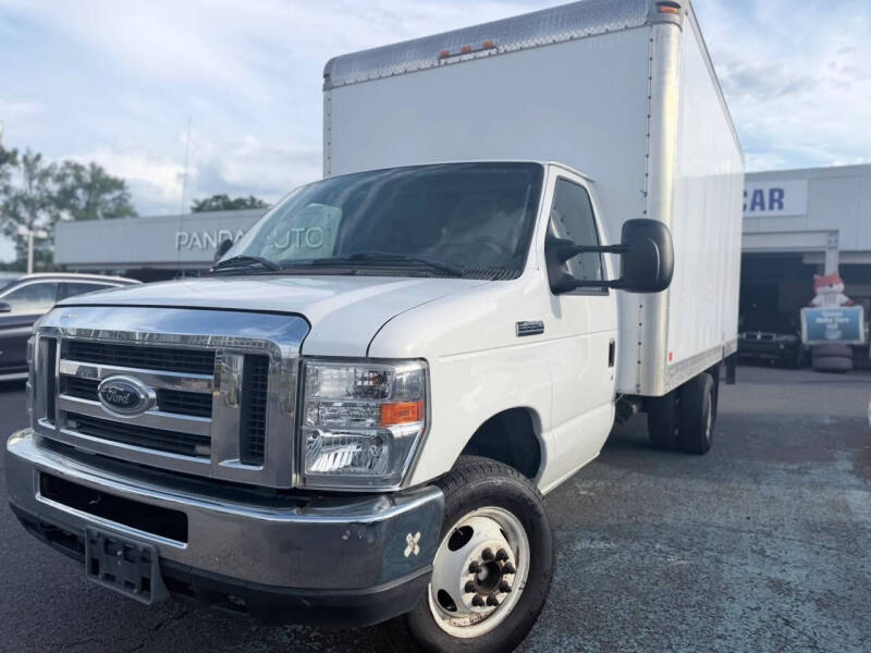 2016 Ford E-Series