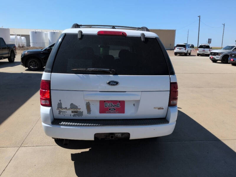 2005 Ford Explorer XLT