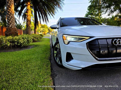 2021 Audi e-tron quattro Premium