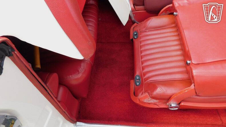 1962 Ford Thunderbird