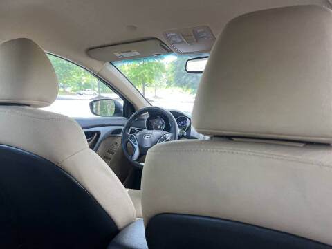 2012 Hyundai Elantra GLS