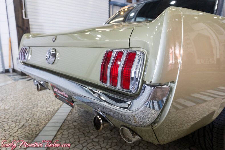 1965 Ford Mustang