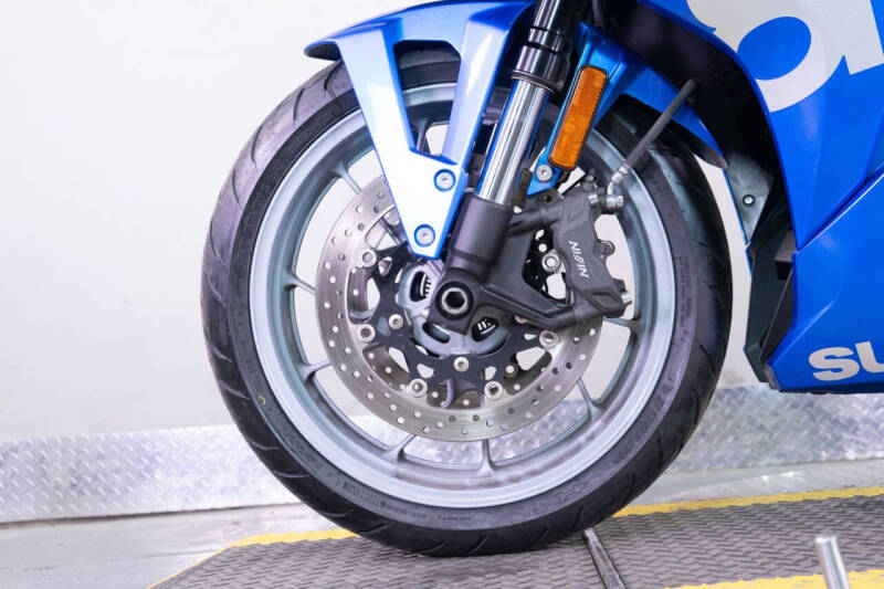 2024 Suzuki GSX-8R