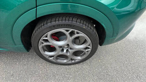 2025 Alfa Romeo Tonale Tributo Italiano