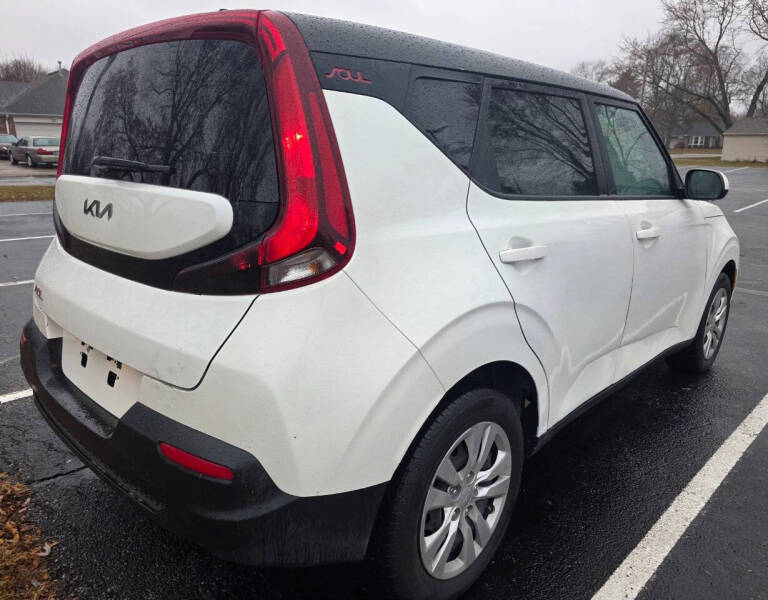 2022 Kia Soul LX