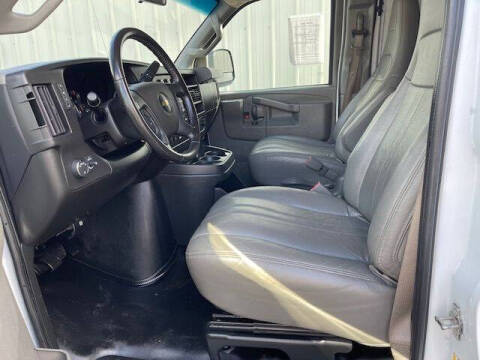 2023 Chevrolet Express 2500