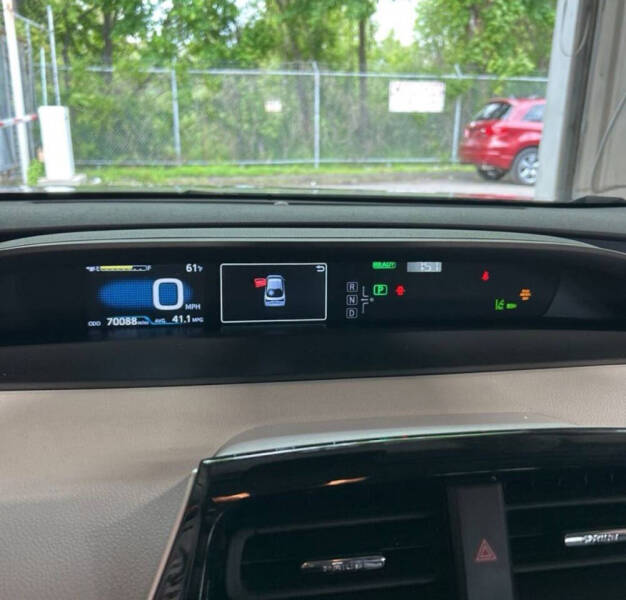 2019 Toyota Prius LE