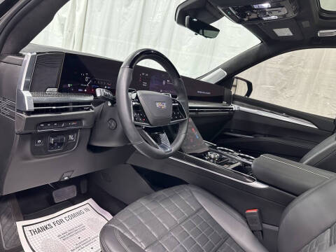 2025 Cadillac Escalade-V