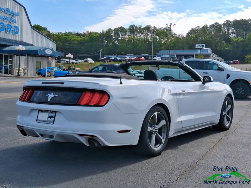 2017 Ford Mustang V6