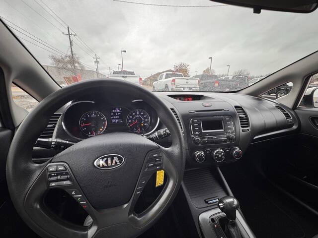 2016 Kia Forte5 LX