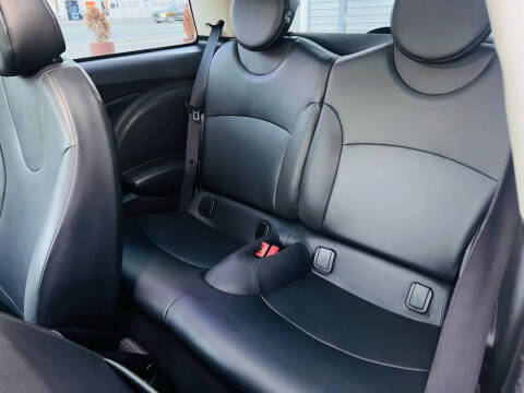 2012 MINI Cooper Hardtop