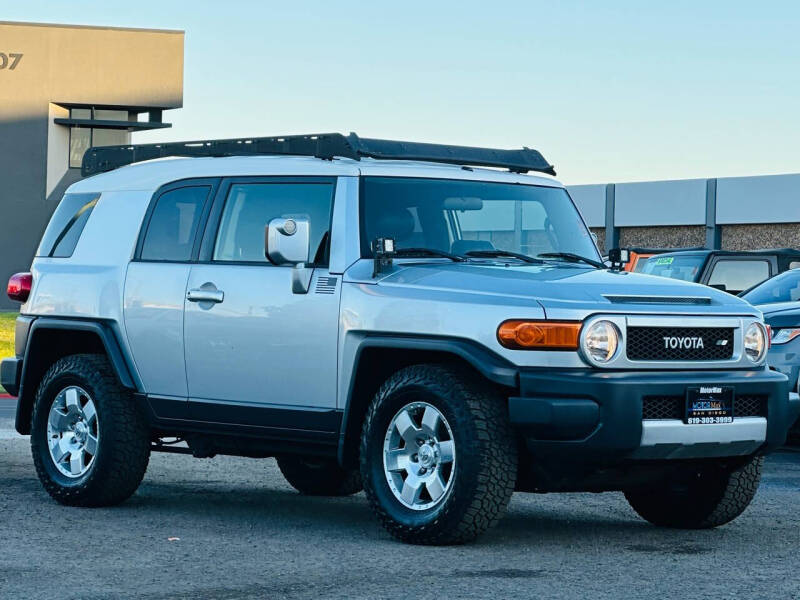 2008 Toyota FJ Cruiser for sale at MotorMax in San Diego CA