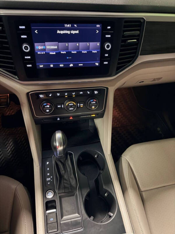 2019 Volkswagen Atlas V6 SE R-Line