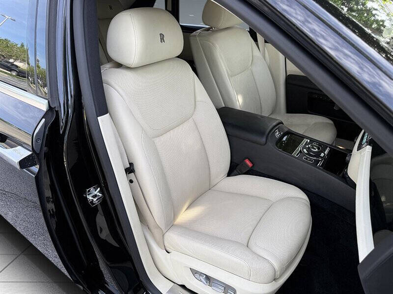 2016 Rolls-Royce Ghost 21