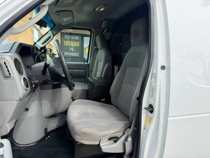 2013 Ford E-Series E-150