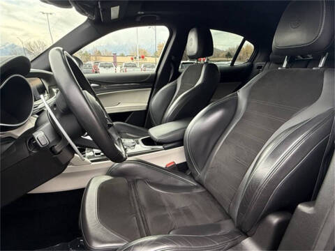 2021 Alfa Romeo Stelvio Quadrifoglio