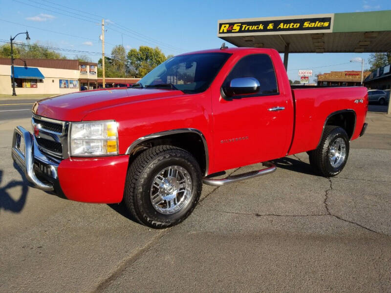 2010 Chevrolet Silverado 1500 for sale at R & S TRUCK & AUTO SALES in Vinita OK