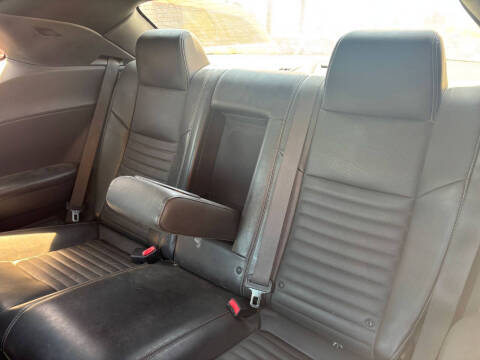 2014 Dodge Challenger SXT